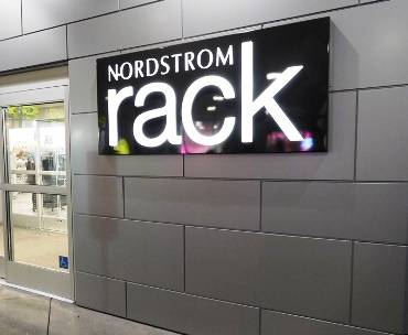 LA発＞ロサンゼルス・ダウンタウンの「Nordstrom Rack